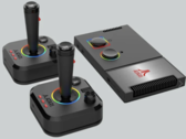 Granie w gry za pomocą joysticków jest jak 1977 rok. Nie bez powodu reszta świata przerzuciła się na gamepady (Źródło: Atari)