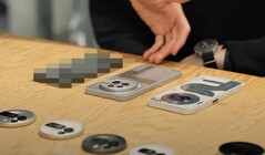 Rozmazany telefon Nothing Phone (3) siedzący obok telefonu Nothing Phone (3a) Pro. (Źródło zdjęcia: Nothing)