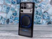 Następca modelu RedMagic 11 Pro (na zdjęciu) może być wyposażony w akumulator o większej pojemności.