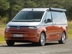 VW California 1.5 eHybrid 4Motion: Hybryda plug-in dla nowoczesnych kamperów. (Źródło zdjęcia: Volkswagen)