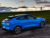 Ford Mustang Mach-E jest obecnie najmniejszym pojazdem elektrycznym firmy - ale nie na długo. (Źródło zdjęcia: Ford)
