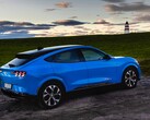 Ford Mustang Mach-E jest obecnie najmniejszym pojazdem elektrycznym firmy - ale nie na długo. (Źródło zdjęcia: Ford)