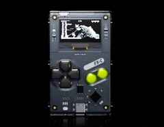 Najnowszy Arduboy obsługuje tryb multiplayer za pośrednictwem kabla USB-C (źródło obrazu: Arduboy)