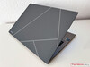 Recenzja Asus Zenbook S 13 OLED 2023 - Najsmuklejszy ultrabook OLED na świecie zmaga się z irytującymi fanami