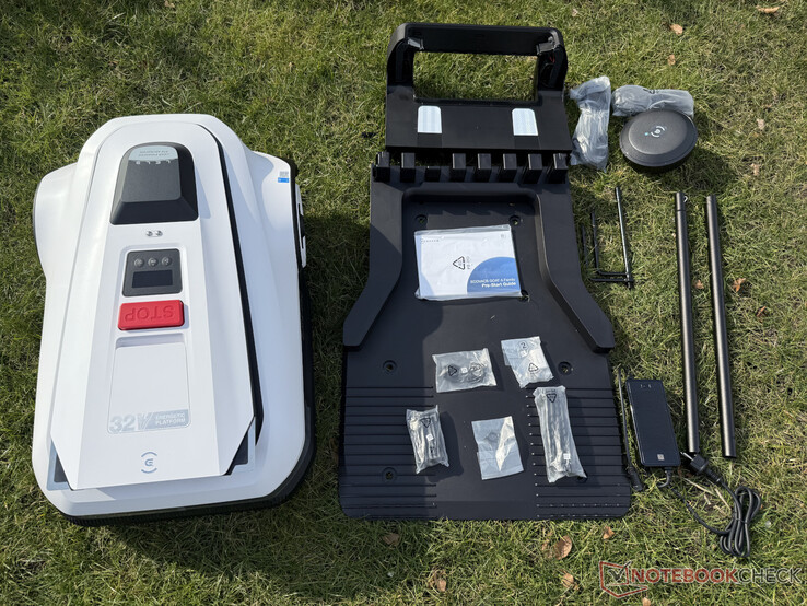 Zakres dostawy urządzenia Ecovacs Goat A1600 RTK
