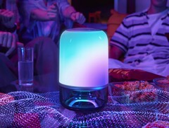 Lampa stołowa Govee 2 Pro x Sound by JBL (na zdjęciu) pojawiła się w Europie. (Źródło zdjęcia: Govee)