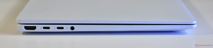 po lewej: HDMI, 2x Thunderbolt 4, gniazdo audio 3,5 mm