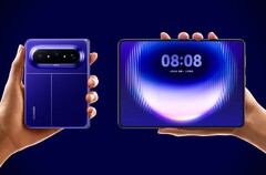 Huawei Pura X Max ma niezwykle szeroki format wyświetlacza.