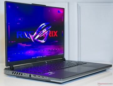 Asus ROG Strix Scar 16 (2024)