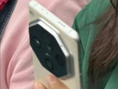 Obudowa aparatu Oppo Find X7 Pro wygląda na kolosalną (zdjęcie za pośrednictwem Weibo)
