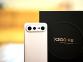 Model Vivo X300 FE z pewnością zrobił na nas duże wrażenie podczas naszych testów, nie jest to jednak najtańszy telefon kompaktowy.