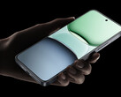 Xiaomi 16 Pro może być wyposażony w 6,8-calowy płaski ekran. Na zdjęciu: zdjęcie promocyjne modelu 15 Pro. (Źródło zdjęcia: Xiaomi)