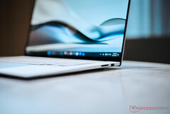 Asus ZenBook S16 I/O (zdjęcie za pośrednictwem Notebookcheck)