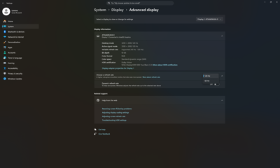 Zaawansowane ustawienia wyświetlania Windows z opcjami częstotliwości odświeżania