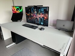 Sectrelab MAGNUS Pro XL w recenzji. Próbka testowa dzięki uprzejmości Secretlab.