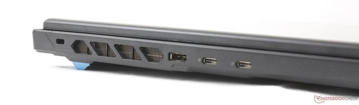 Po lewej: blokada Kensington, zasilacz sieciowy, 2 porty USB-C 3.2 Gen.2 z DisplayPortem i funkcją Power Delivery