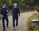 Prezes Apple, Tim Cook, oraz jego następca, John Ternus.