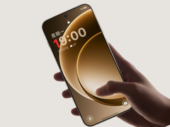 Standardowy OnePlus 15.