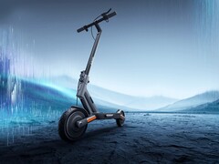 Xiaomi Electric Scooter 4 Ultra ma zasięg do 70 km (~43 mil) na jednym ładowaniu. (Źródło obrazu: Xiaomi)