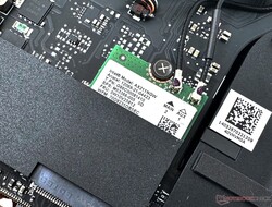 Karta Intel Wi-Fi AX211 oferuje stabilny transfer w pasmach 5 GHz i 6 GHz