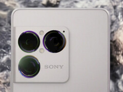 Kolejny smartfon Sony Xperia 1 w jednym z czterech kolorów premierowych