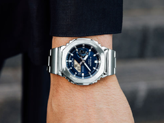 Domniemany nowy model Casio będzie miał podobny wygląd jak GM-2110D-2B (na zdjęciu), z innym kolorem tarczy - najprawdopodobniej beżowo-brązowym. (Źródło zdjęcia: Casio)