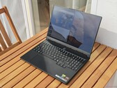 Błyszczący ekran laptopa Lenovo Legion 5 15AGP11.