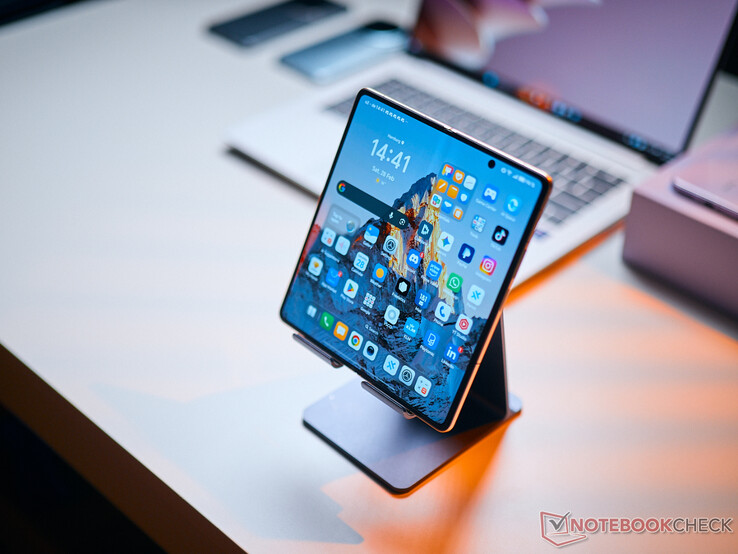 Honor Magic V6 posiada wyświetlacz AMOLED 120 Hz