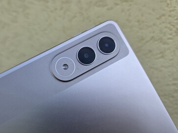 Lenovo Yoga Tab w recenzji. (Źródło zdjęcia: Marcus Herbrich)