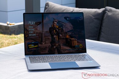 MateBook X Pro 2023 w cieniu