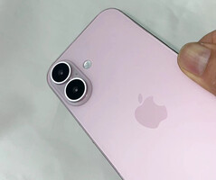 IPhone 16 Pro Max może być największym iPhone'em w historii, gdy zostanie wprowadzony na rynek jesienią tego roku. (Źródło zdjęcia: Sonny Dickson)