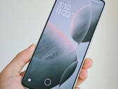 Rzekome ujęcie Redmi K70E, który będzie miał nieco ponad 8 mm grubości (źródło obrazu: Digital Chat Station)