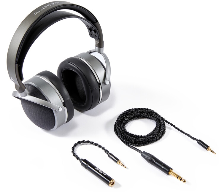 Audeze LCD-S20 jest dostarczany z odłączanym kablem słuchawkowym i adapterem 3,5 mm na 6,3 mm. (Źródło zdjęcia: Audeze)