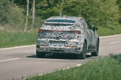 Po wstępnych szkicach, nowe Audi A2 e-tron pojawia się teraz w prawdziwym życiu w folii kamuflażowej podczas jazd testowych na lodzie i śniegu w północnej Szwecji oraz w tunelu aerodynamicznym.