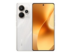Realme 15 będzie dostępny w trzech kolorach, w tym Flowing Silver (na zdjęciu). (Źródło zdjęcia: Sudhanshu Ambhore)