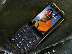 Armor Mini 5 to nowy smartfon, który wygląda jak telefon komórkowy