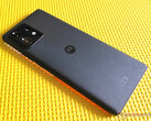 Motorola wypuściła do tej pory tylko jeden smartfon z procesorem Snapdragon 8 Gen 2, choć pod trzema nazwami. Edge 40 Pro na zdjęciu. (Źródło zdjęcia: Notebookcheck)