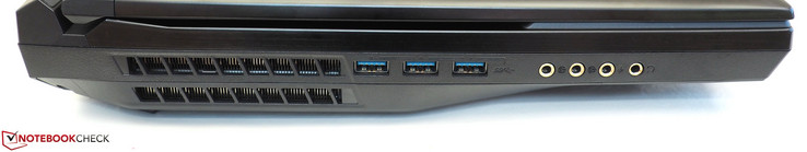 lewy bok: 3 USB typu A, 4 gniazda audio