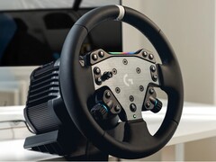 System Logitech G RS50 z rozstawem osi RS50, piastą koła RS, obręczą i zaciskiem biurkowym. (Źródło obrazu: Logitech)