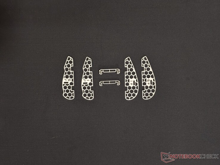 Wszystkie sześć elementów dystansowych w zestawie.