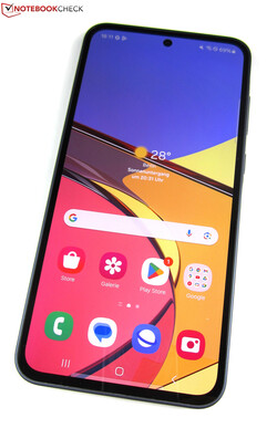 Recenzja: Samsung Galaxy A35 5G. Urządzenie do recenzji dostarczone przez Samsung Germany i Cyberport.