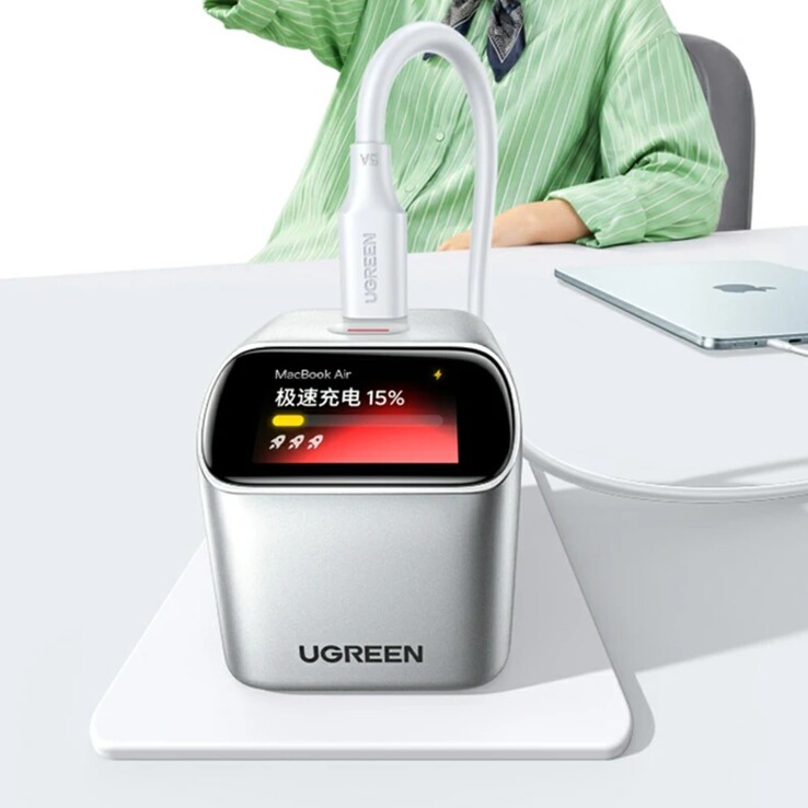 Ładowarka Ugreen X740 45W GaN może zidentyfikować Państwa iPhone'a lub MacBooka Air