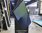 Galaxy Z Fold7 wygląda na cieńszy niż wszystkie poprzednie modele Galaxy Z Fold. (Źródło zdjęcia: Alchimist Leaks)
