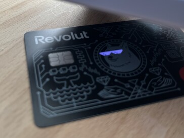 Oświetlenie LED uruchamia się po zeskanowaniu smartfonem za pomocą technologii NFC