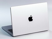 W wyniku podwyżki cen MacBook Pro stał się znacznie droższy.