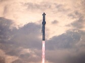 Obraz przedstawiający start statku kosmicznego Starship. (Źródło zdjęcia: SpaceX)