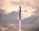 Obraz przedstawiający start statku kosmicznego Starship. (Źródło zdjęcia: SpaceX)