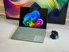 Snapdragon X2 Plus jest znacznie szybszy – recenzja laptopa Microsoft Surface Laptop 13,8 z 2026 r.