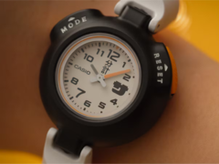 Casio SAN-100H-7BJR (na zdjęciu) posiada tylko dwa przyciski. (Źródło zdjęcia: Casio)