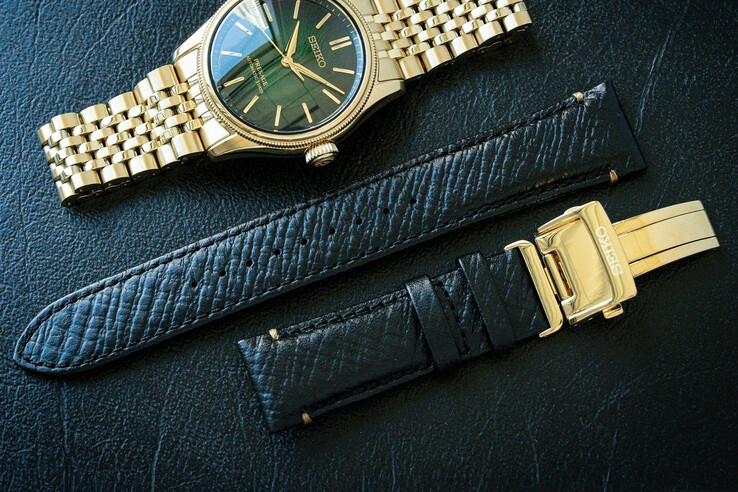 Z tej perspektywy zegarek Seiko Presage Classic x Tradman's Bonsai prezentuje się w zupełnie innym świetle.